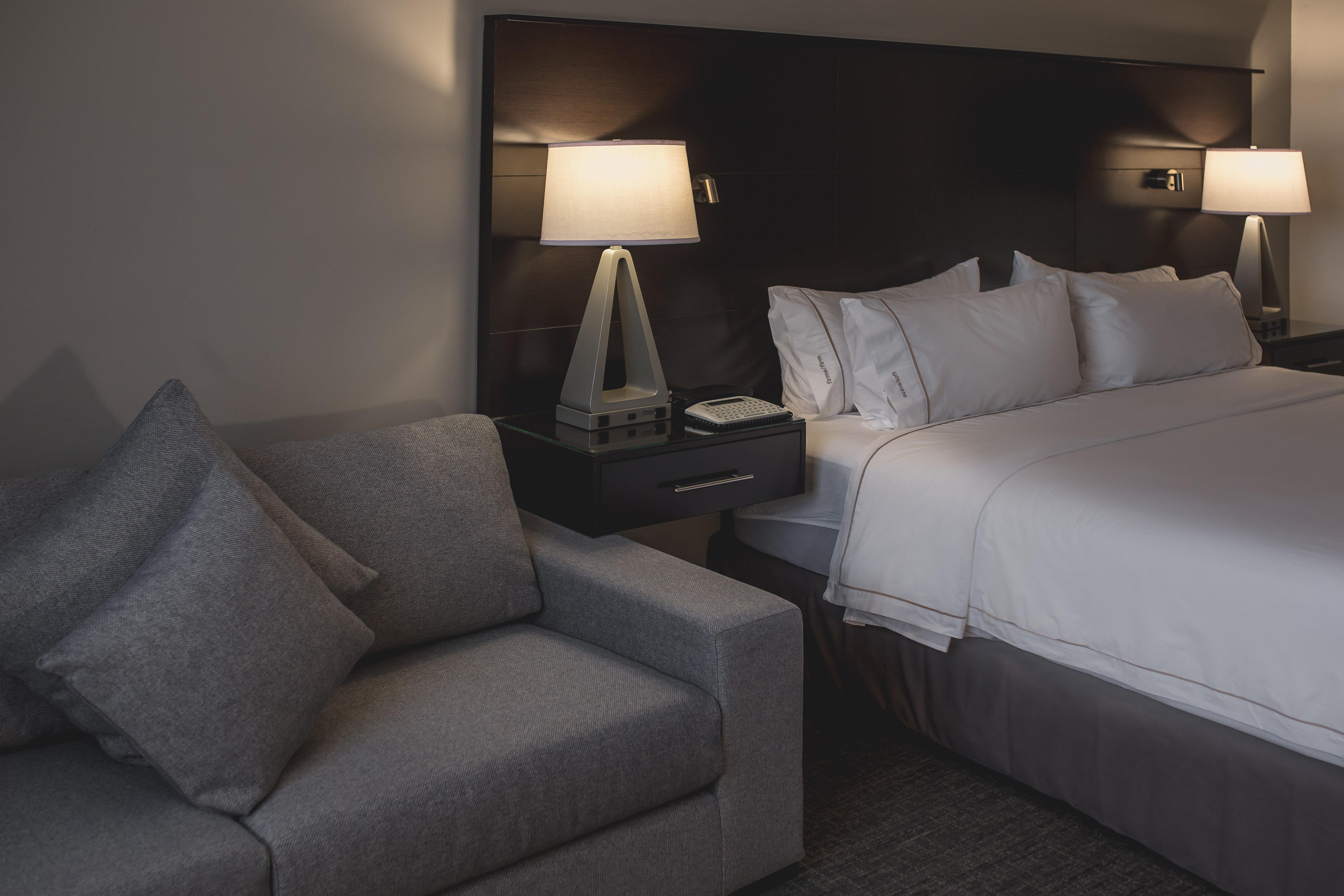 Holiday Inn Express & Suites Silao Aeropuerto Terminal By Ihg Bagian luar foto