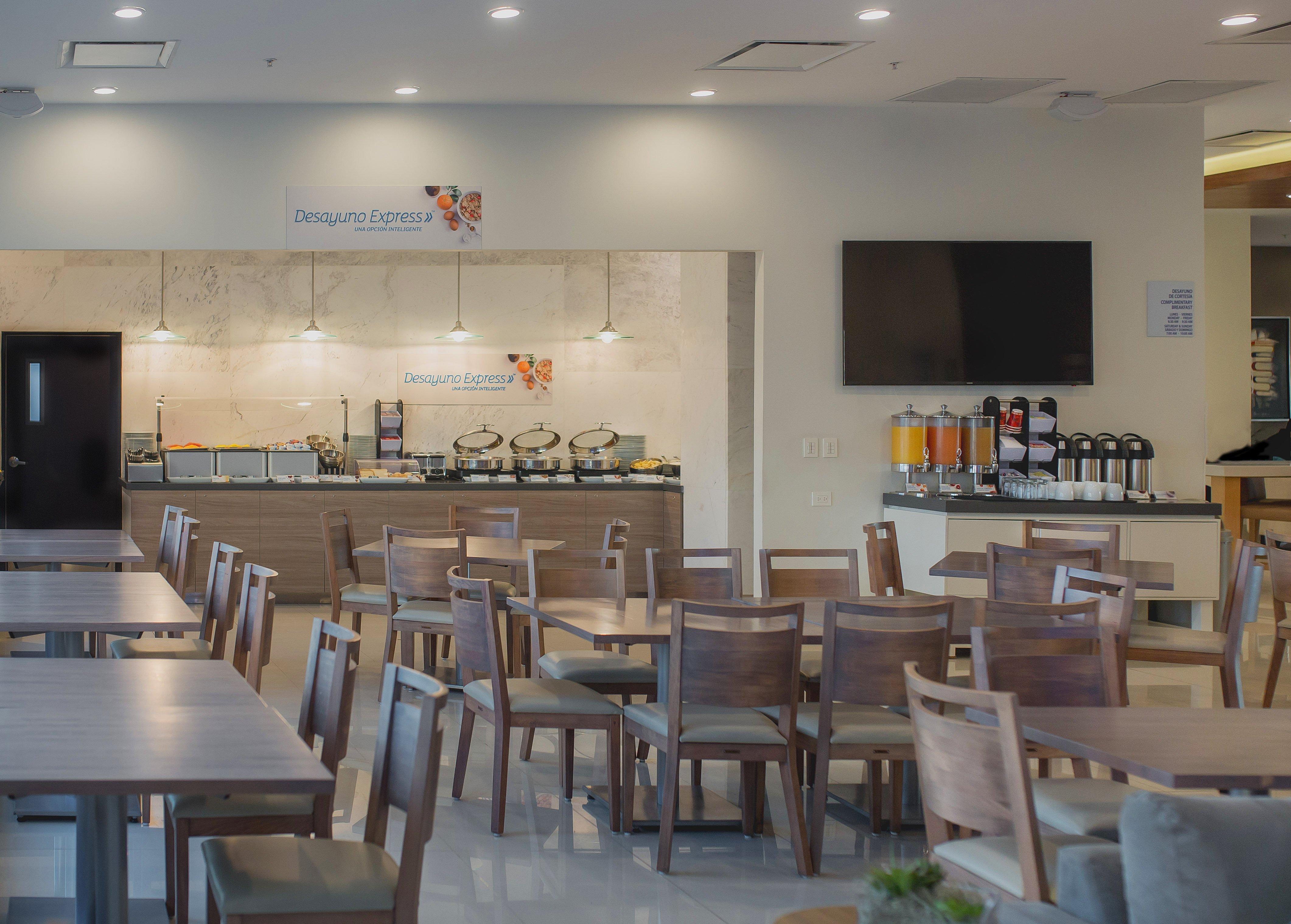 Holiday Inn Express & Suites Silao Aeropuerto Terminal By Ihg Bagian luar foto