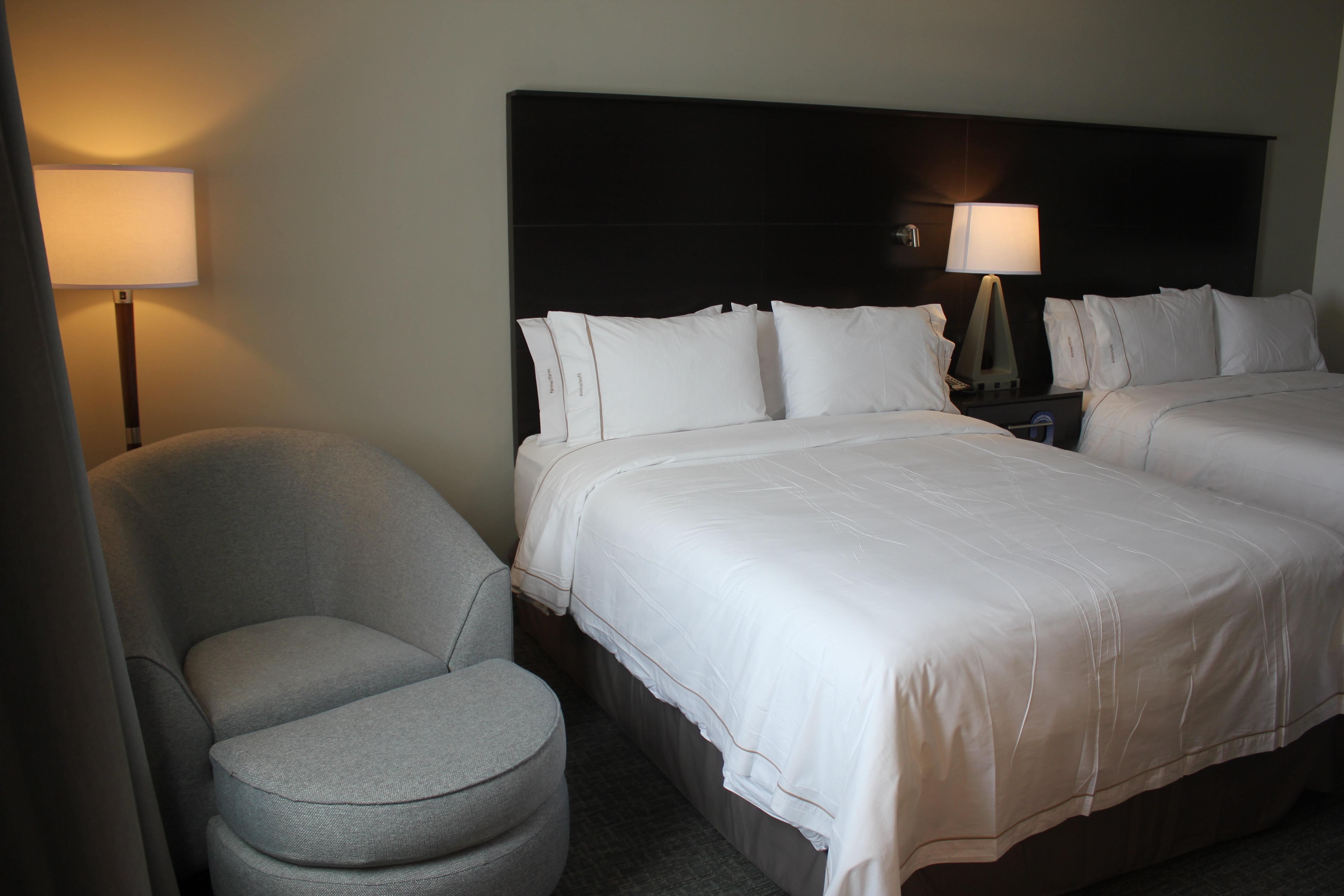 Holiday Inn Express & Suites Silao Aeropuerto Terminal By Ihg Bagian luar foto