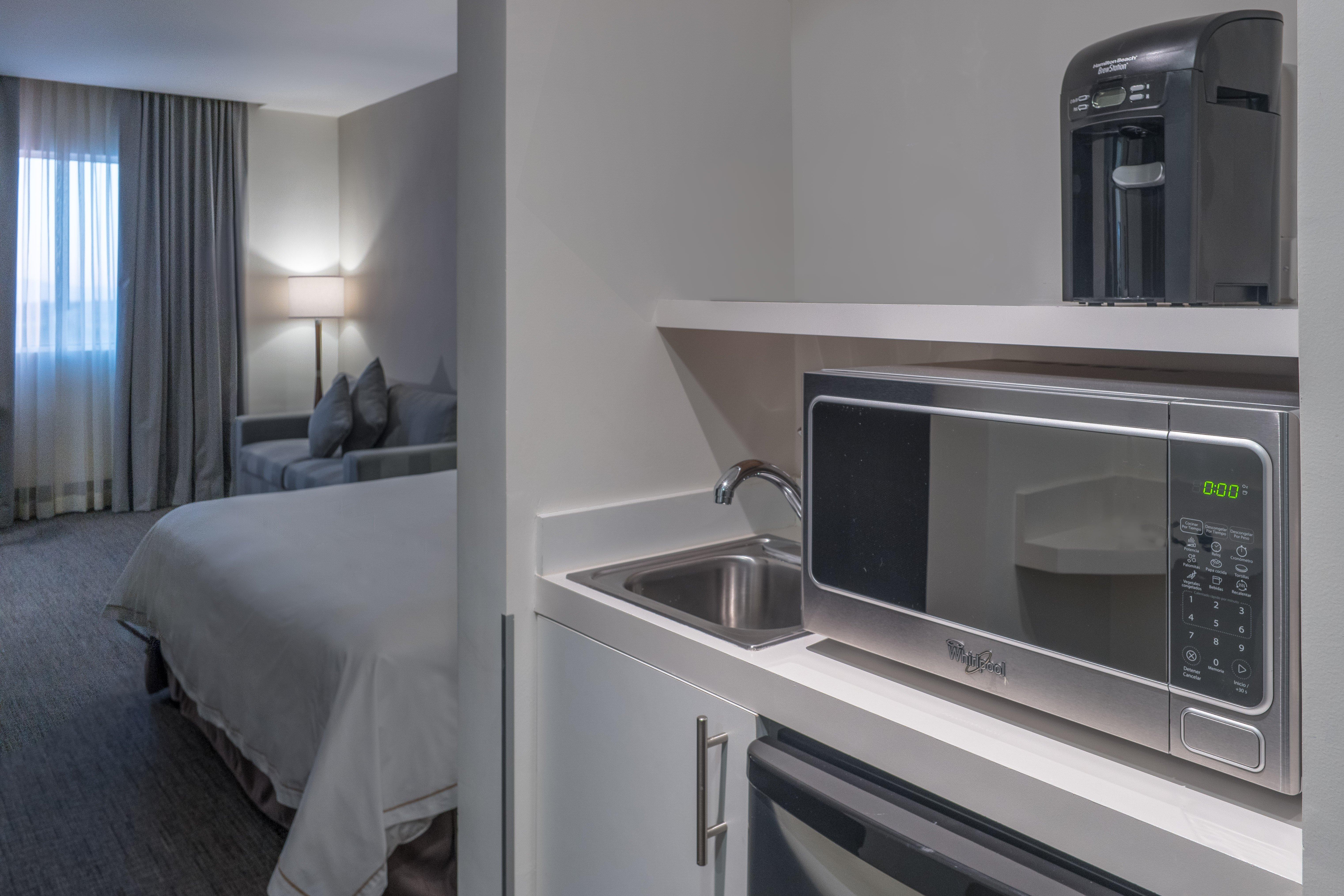 Holiday Inn Express & Suites Silao Aeropuerto Terminal By Ihg Bagian luar foto
